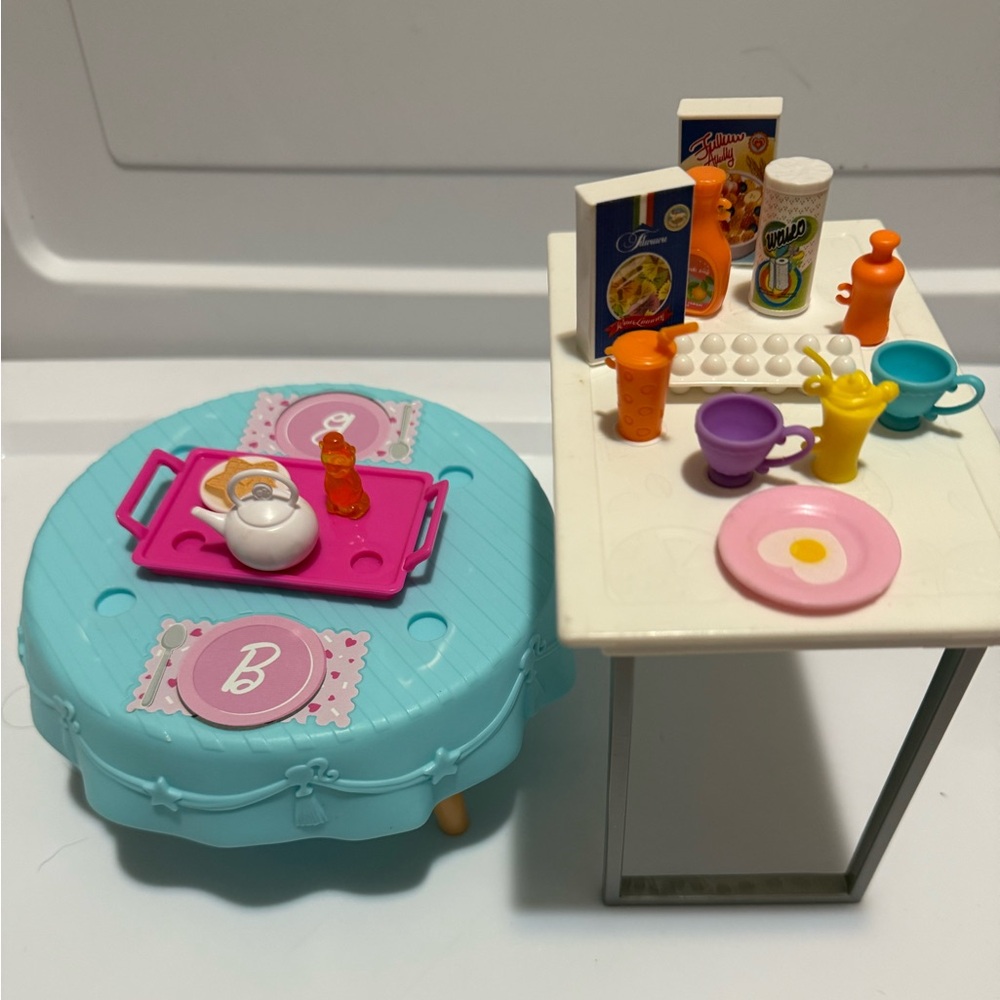 Barbie tall kitchen table & accessories Chelsea birthday party table